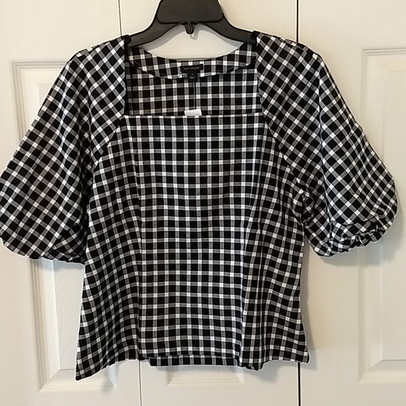 Ann Taylor Tops - 💙SALE💙GORGEOUS Ann Taylor Plaid Top 💙 sz 10